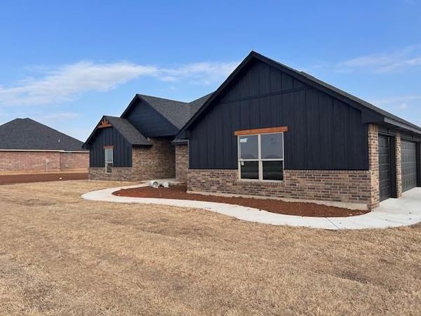 24949 Belmont Pass, Cashion, OK 73016