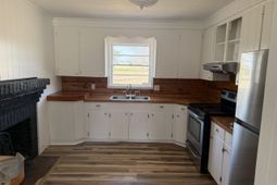 690 Mcnabb Short Cut Rd.  photo 4