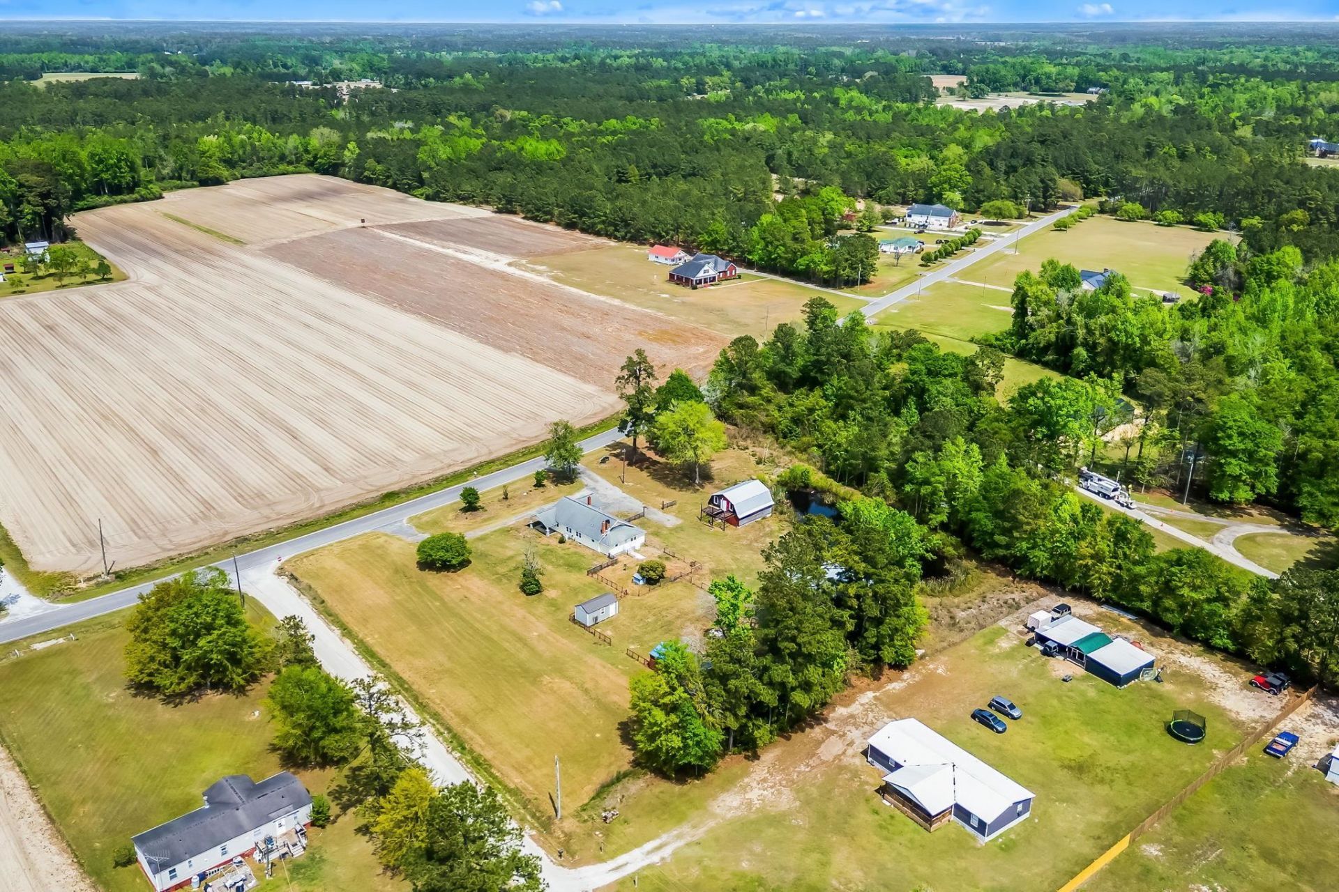 690 Mcnabb Short Cut Rd. Photo 34