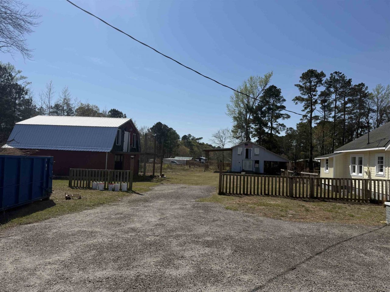 690 Mcnabb Short Cut Rd.  Photo 9