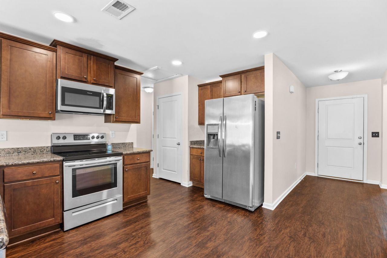 3015 Holly Loop Photo 11