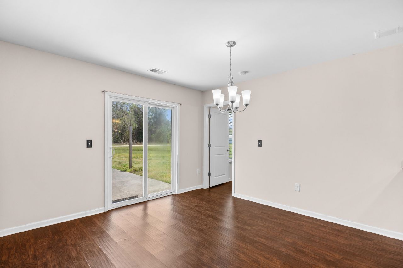 3015 Holly Loop Photo 13