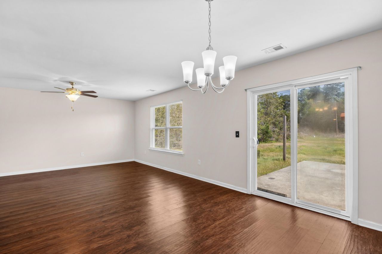 3015 Holly Loop Photo 16