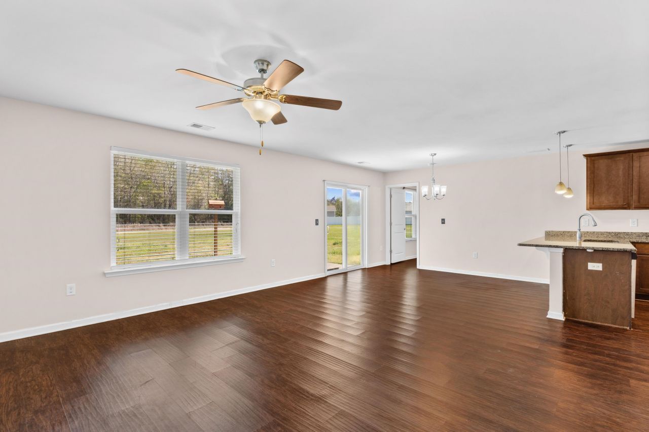 3015 Holly Loop Photo 17