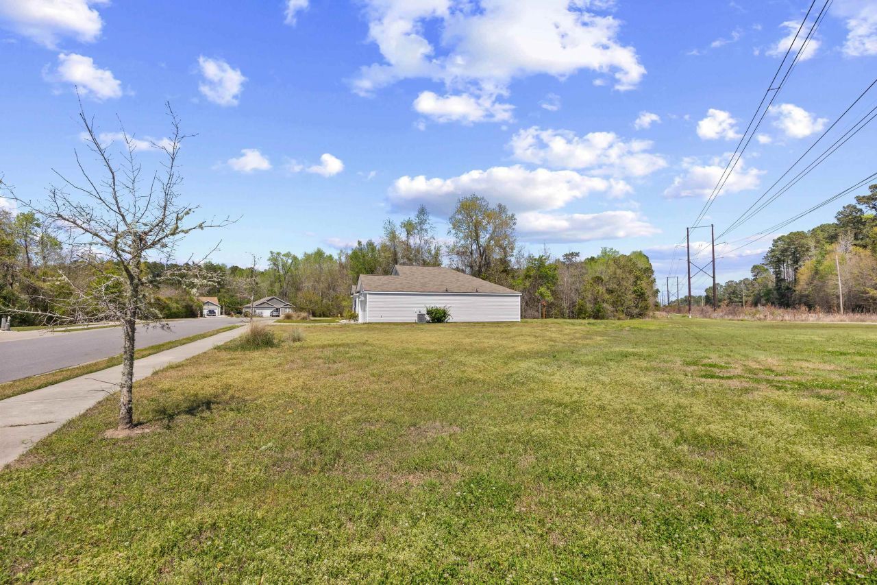 3015 Holly Loop Photo 25