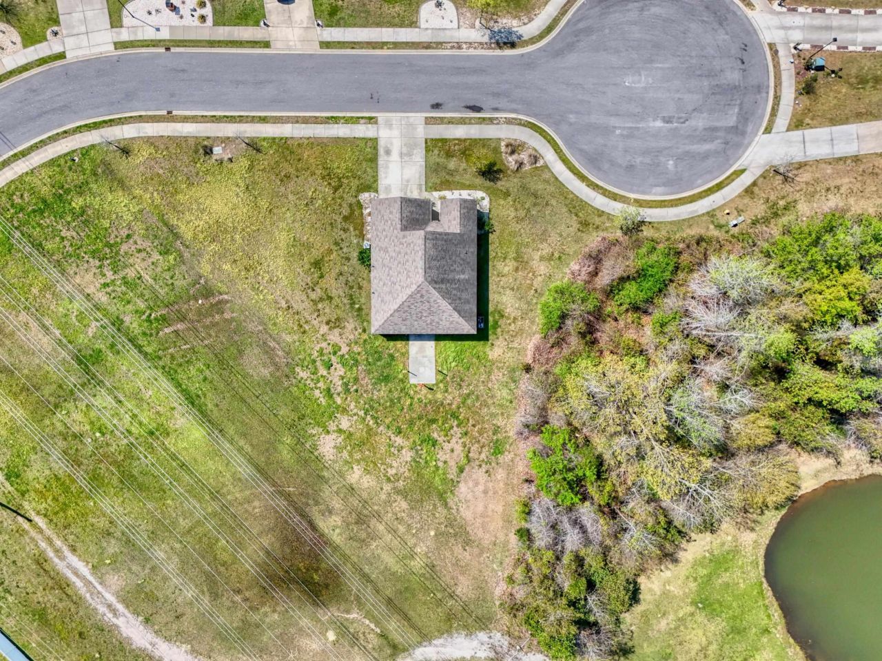 3015 Holly Loop Photo 33