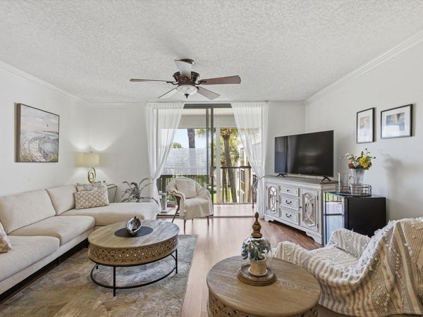 5370 Las Verdes Circle, Unit 303, Delray Beach, FL 33484