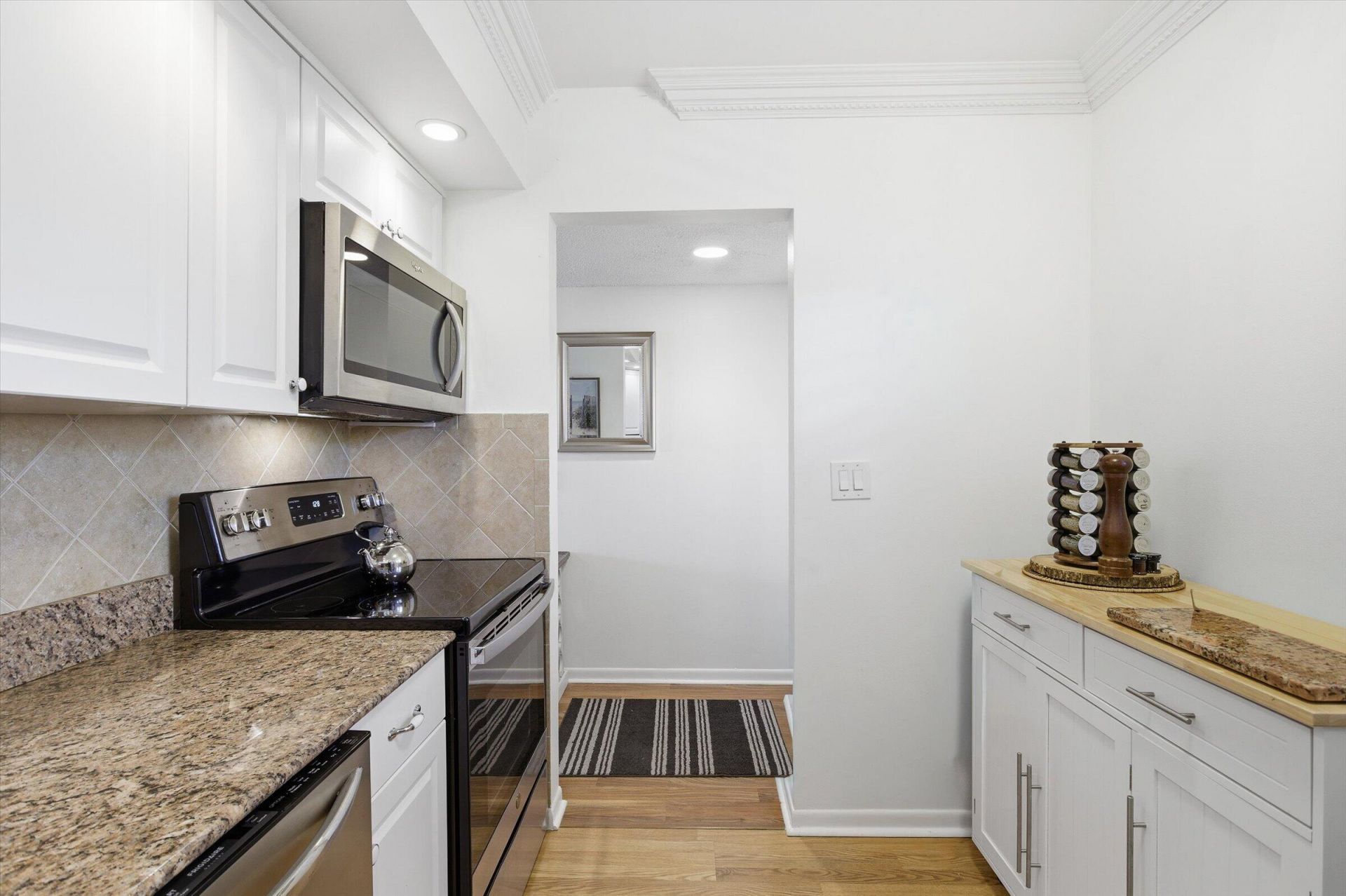 5370 Las Verdes Circle, Unit 303, Delray Beach, FL 33484 Photo