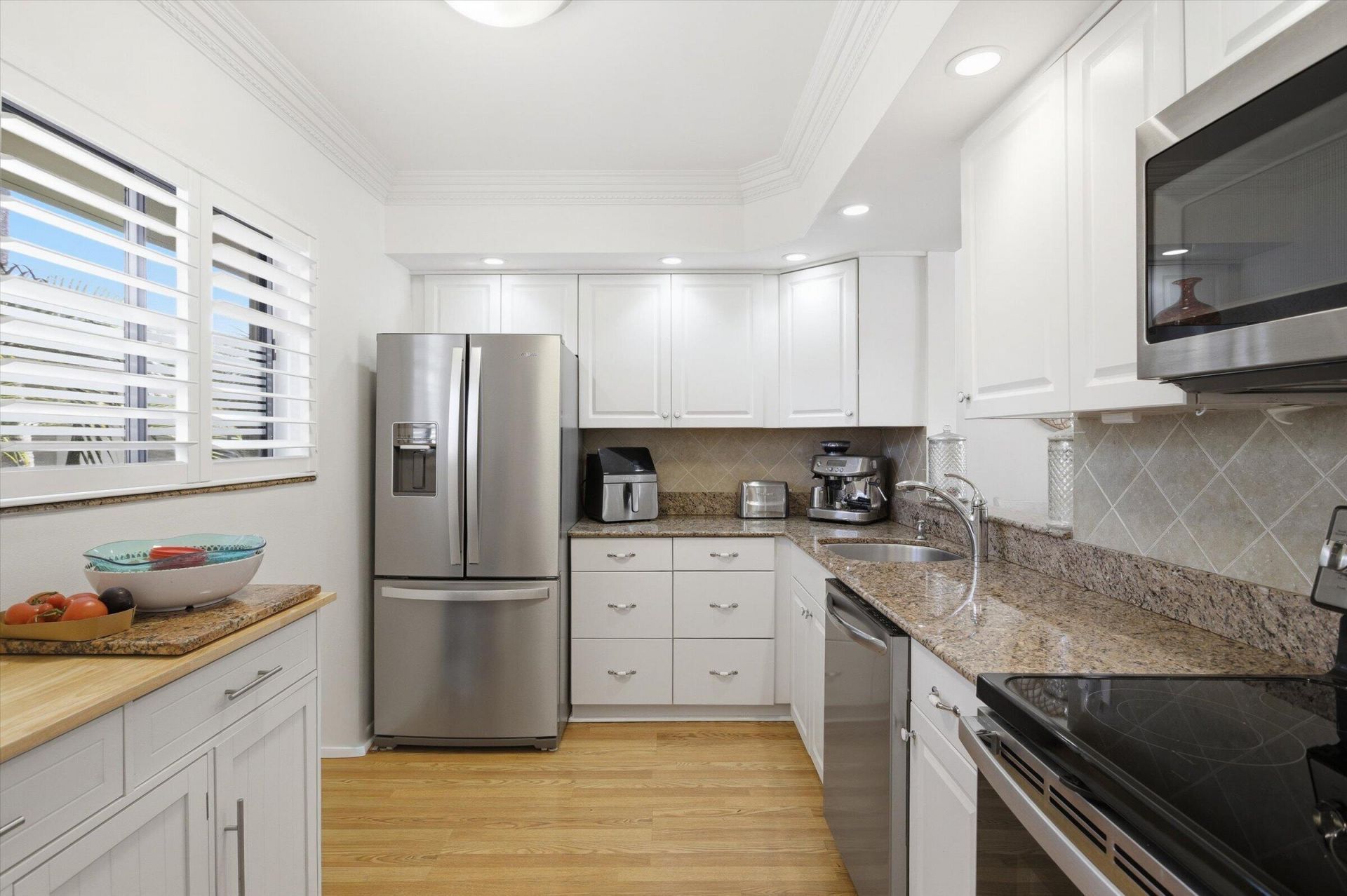 5370 Las Verdes Circle, Unit 303, Delray Beach, FL 33484 Photo