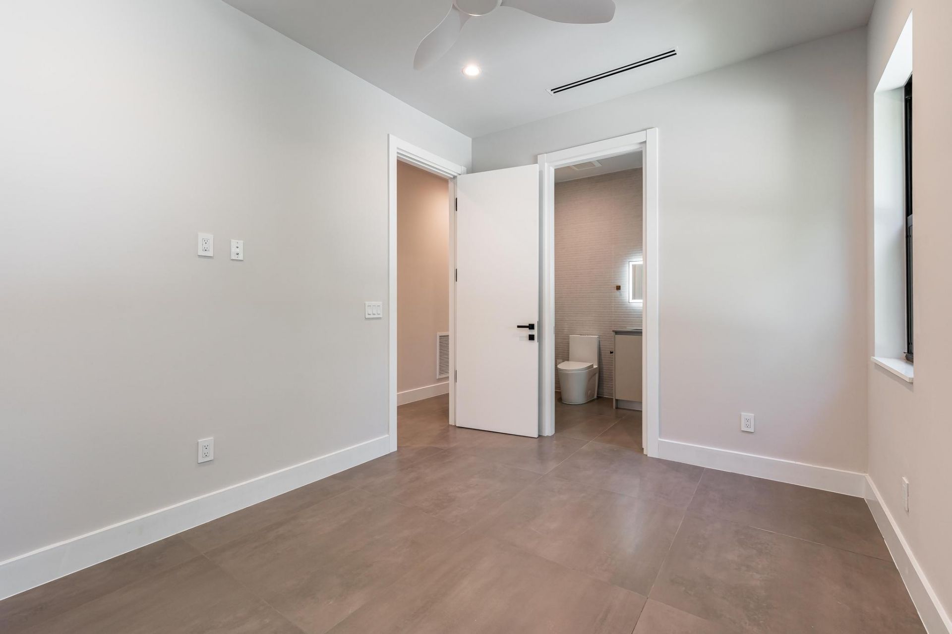 919 NE 17th Terrace, Unit A, Fort Lauderdale, FL 33304 Photo