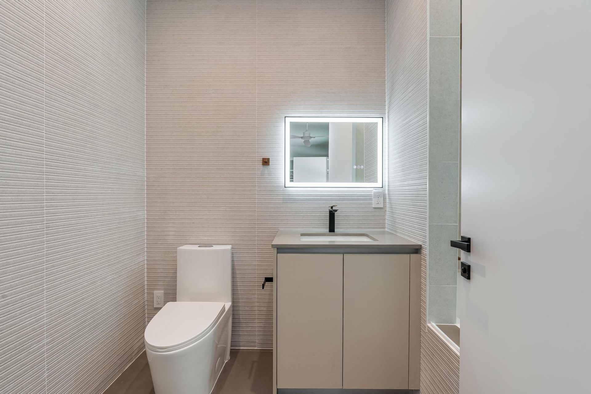 919 NE 17th Terrace, Unit A, Fort Lauderdale, FL 33304 Photo