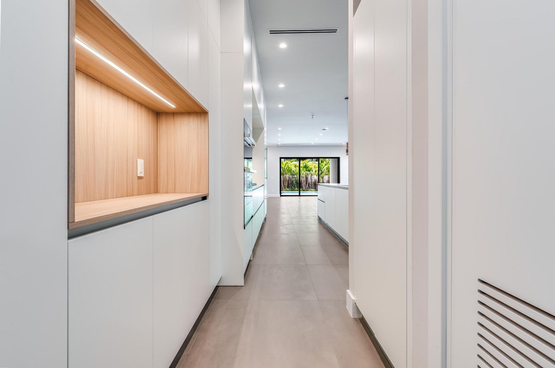 919 NE 17th Terrace, Unit A, Fort Lauderdale, FL 33304 Photo