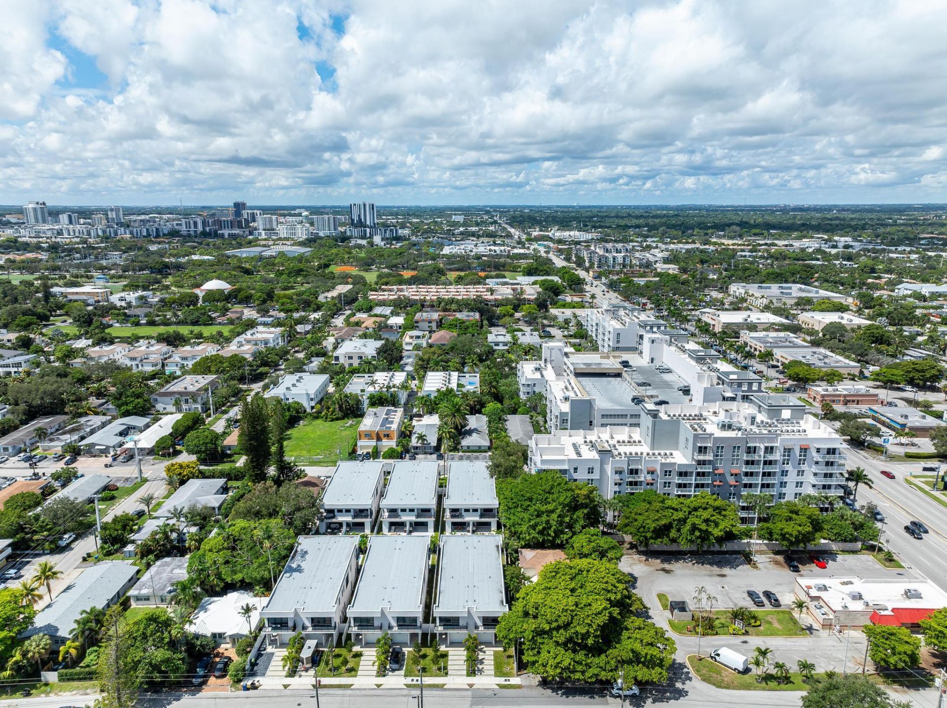 919 NE 17th Terrace, Unit A, Fort Lauderdale, FL 33304 Photo