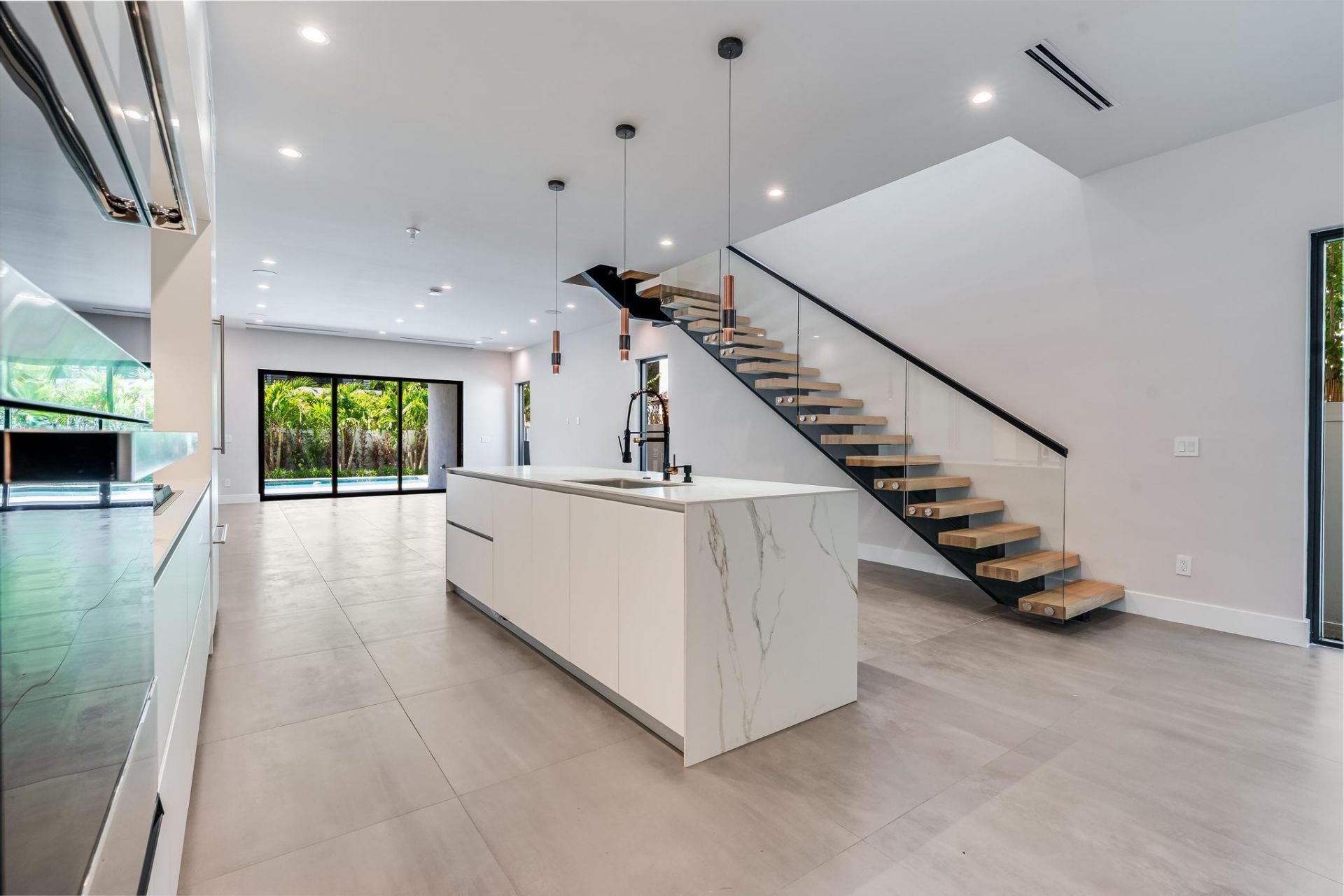 919 NE 17th Terrace, Unit A, Fort Lauderdale, FL 33304 Photo