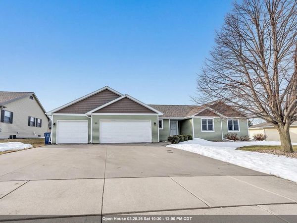 544 NICOLE LANE, Wrightstown, WI 54180
