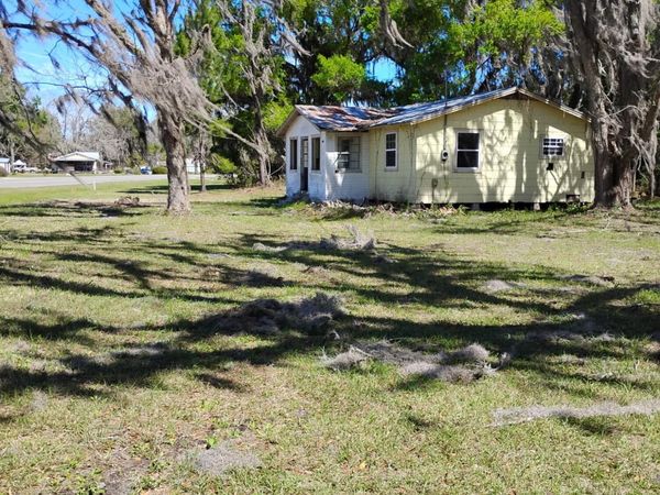 22439 CR 200B, Lawtey, FL 32058