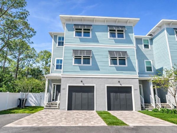 1237 SAVONA DRIVE NE, ST PETERSBURG, FL 33702