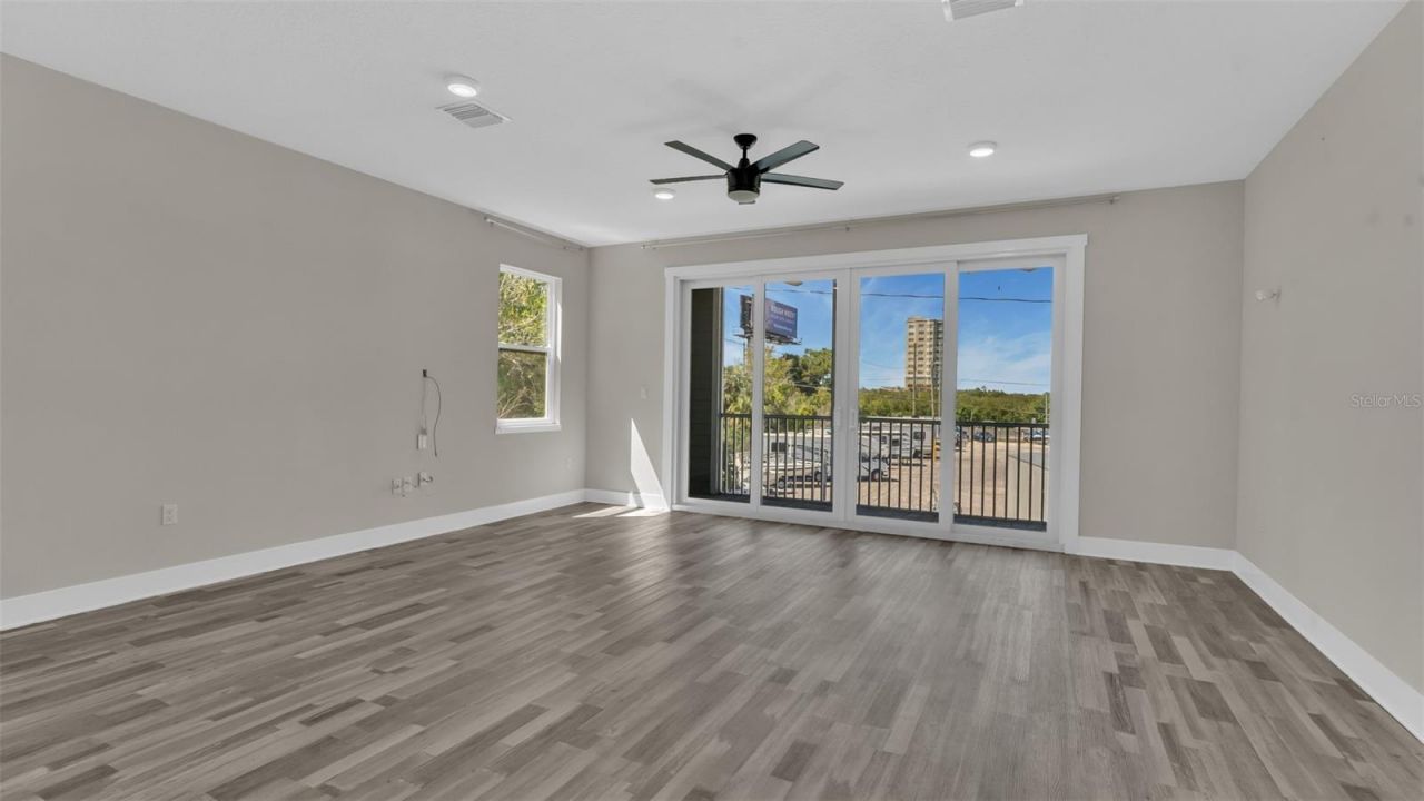 1237 Savona Drive Ne, Saint Petersburg, FL 33702 Photo