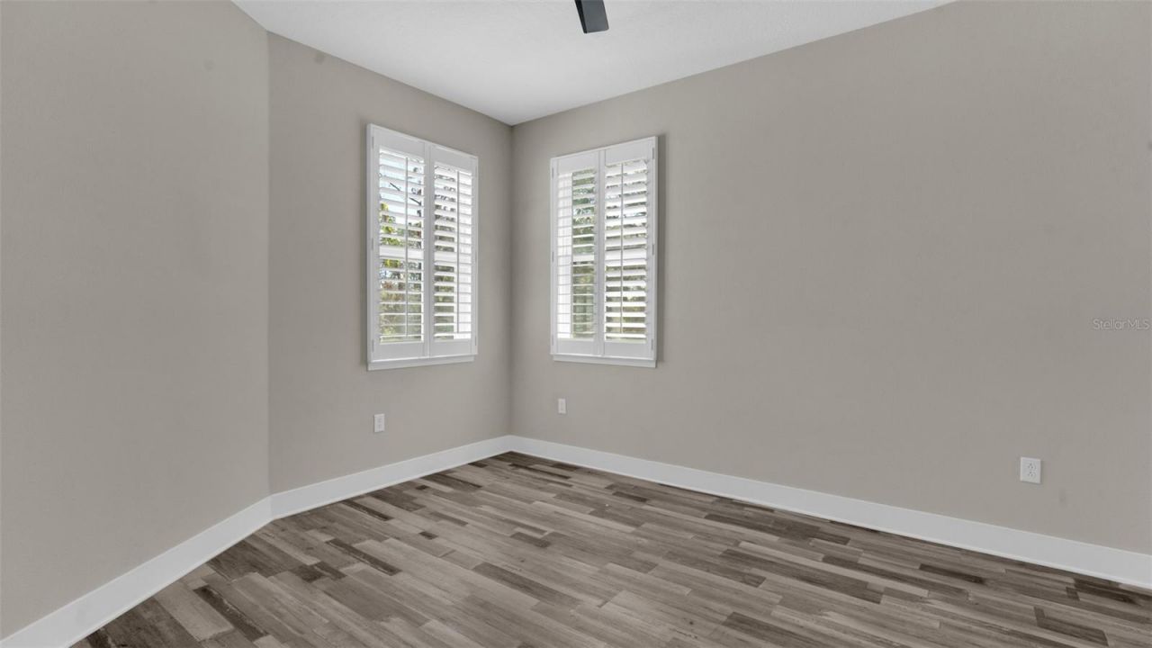 1237 Savona Drive Ne, Saint Petersburg, FL 33702 Photo