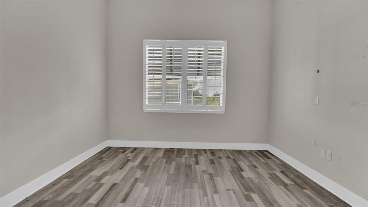 1237 Savona Drive Ne, Saint Petersburg, FL 33702 Photo