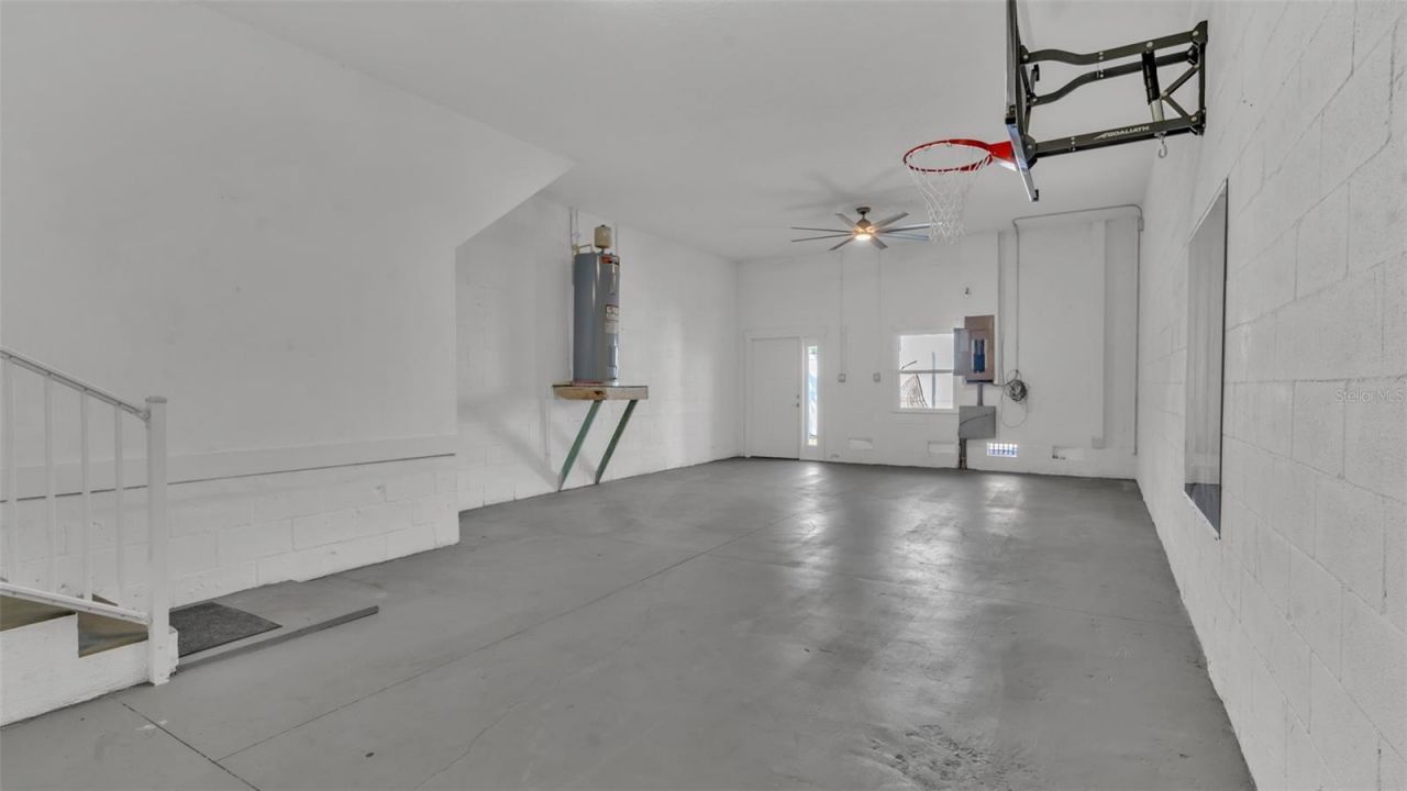 1237 Savona Drive Ne, Saint Petersburg, FL 33702 Photo