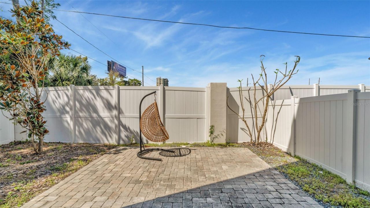 1237 Savona Drive Ne, Saint Petersburg, FL 33702 Photo