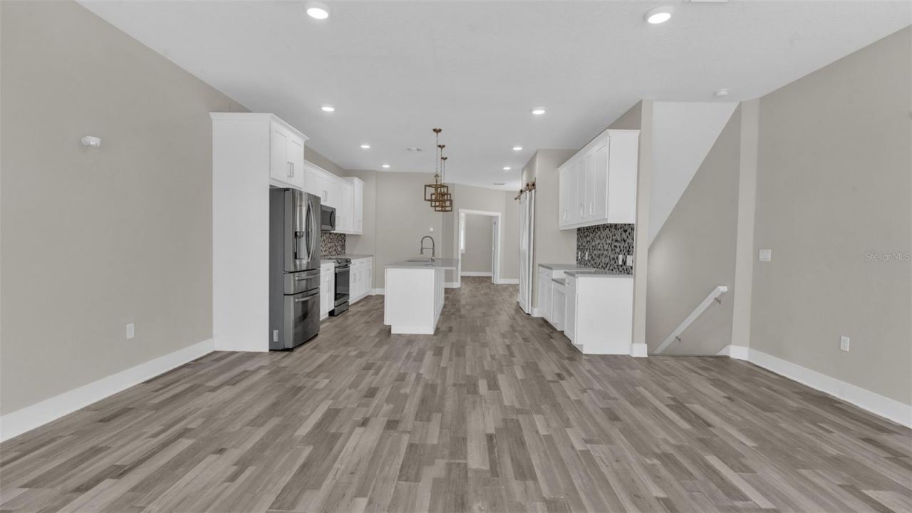 1237 Savona Drive Ne, Saint Petersburg, FL 33702 Photo