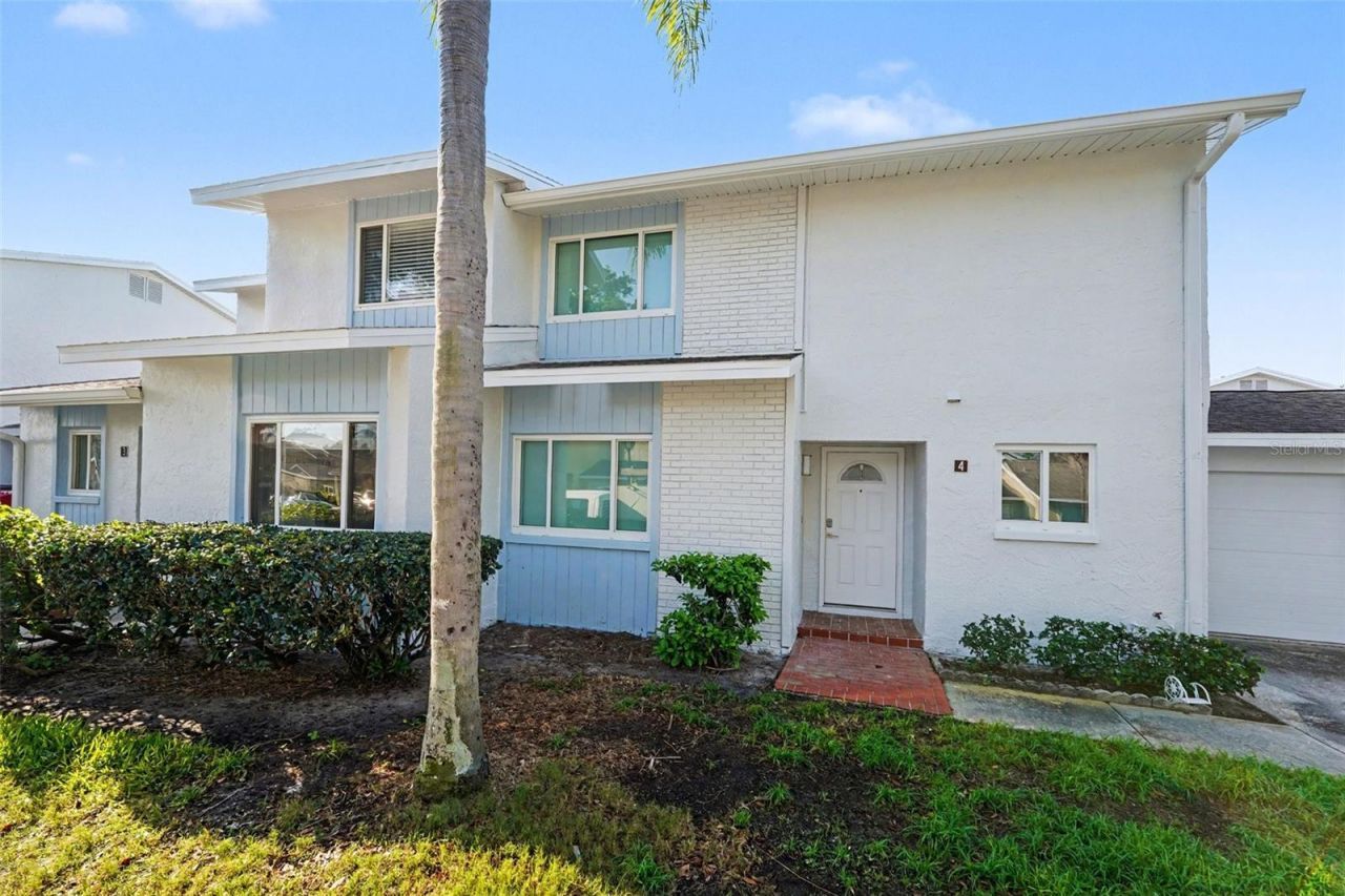 1640 Cape Hope Avenue Ne, Unit 4, Saint Petersburg, FL 33702 Photo