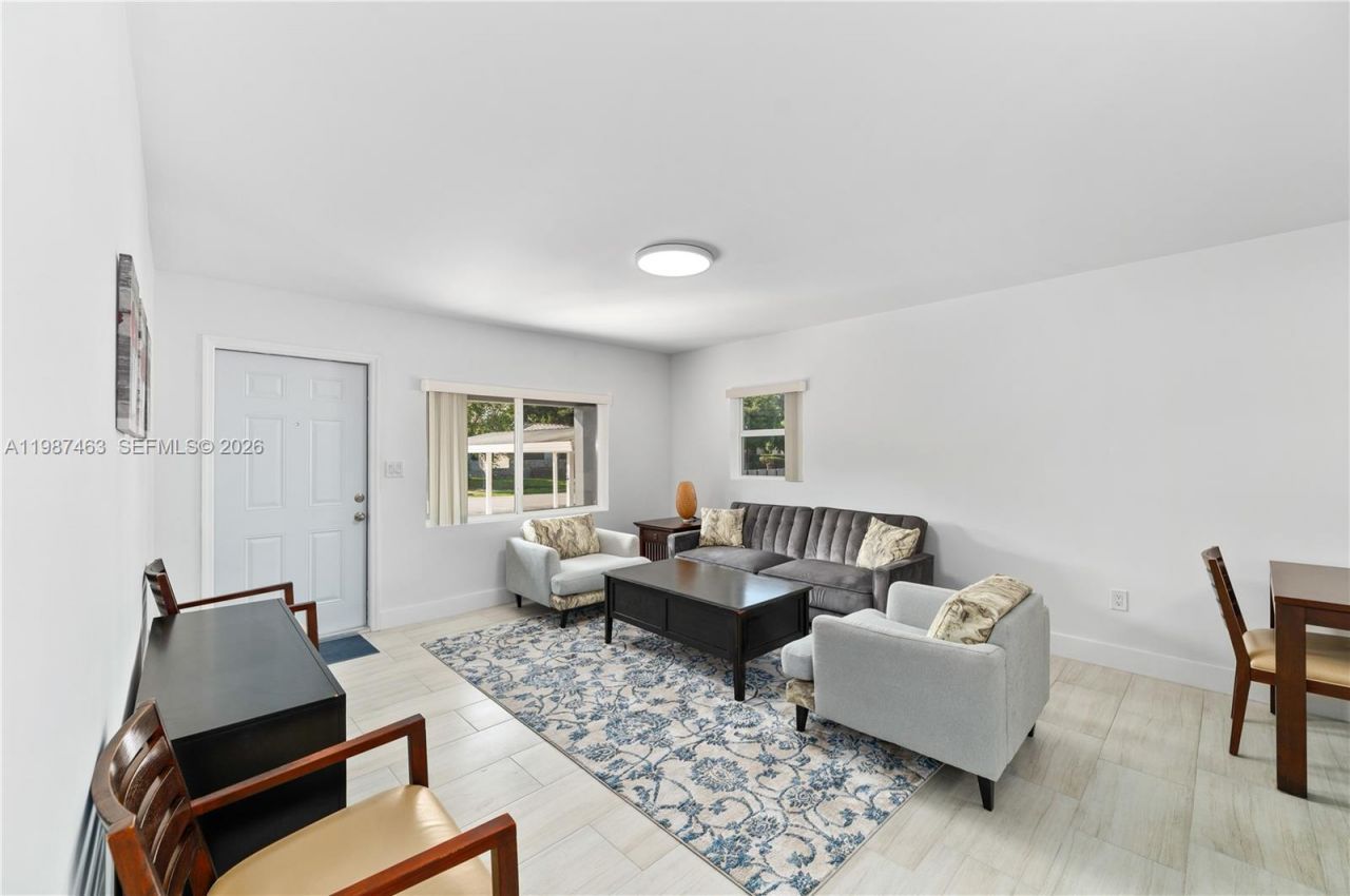 5731 SW 62nd Ter , Miami, FL 33143 Photo