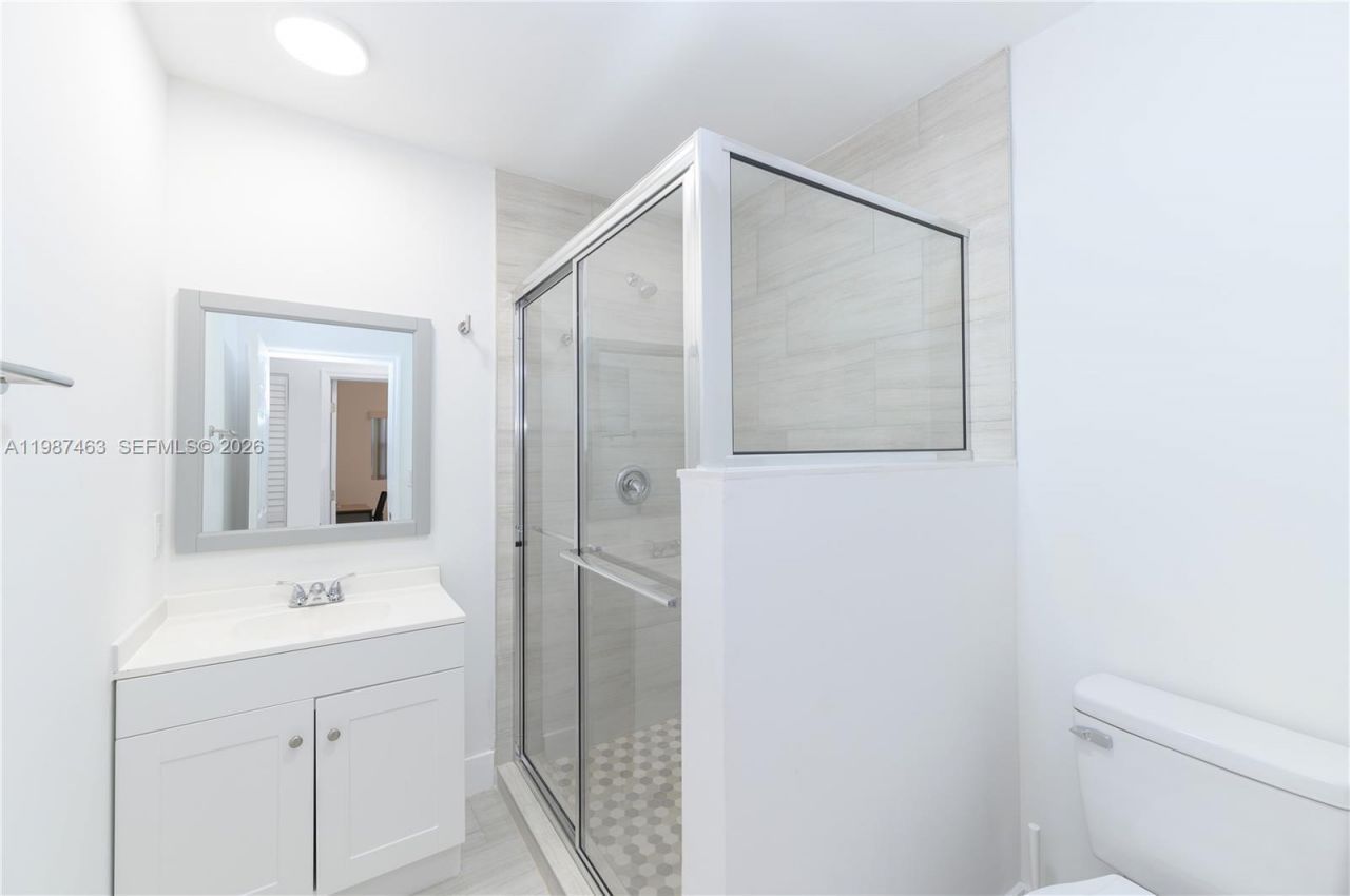 5731 SW 62nd Ter , Miami, FL 33143 Photo