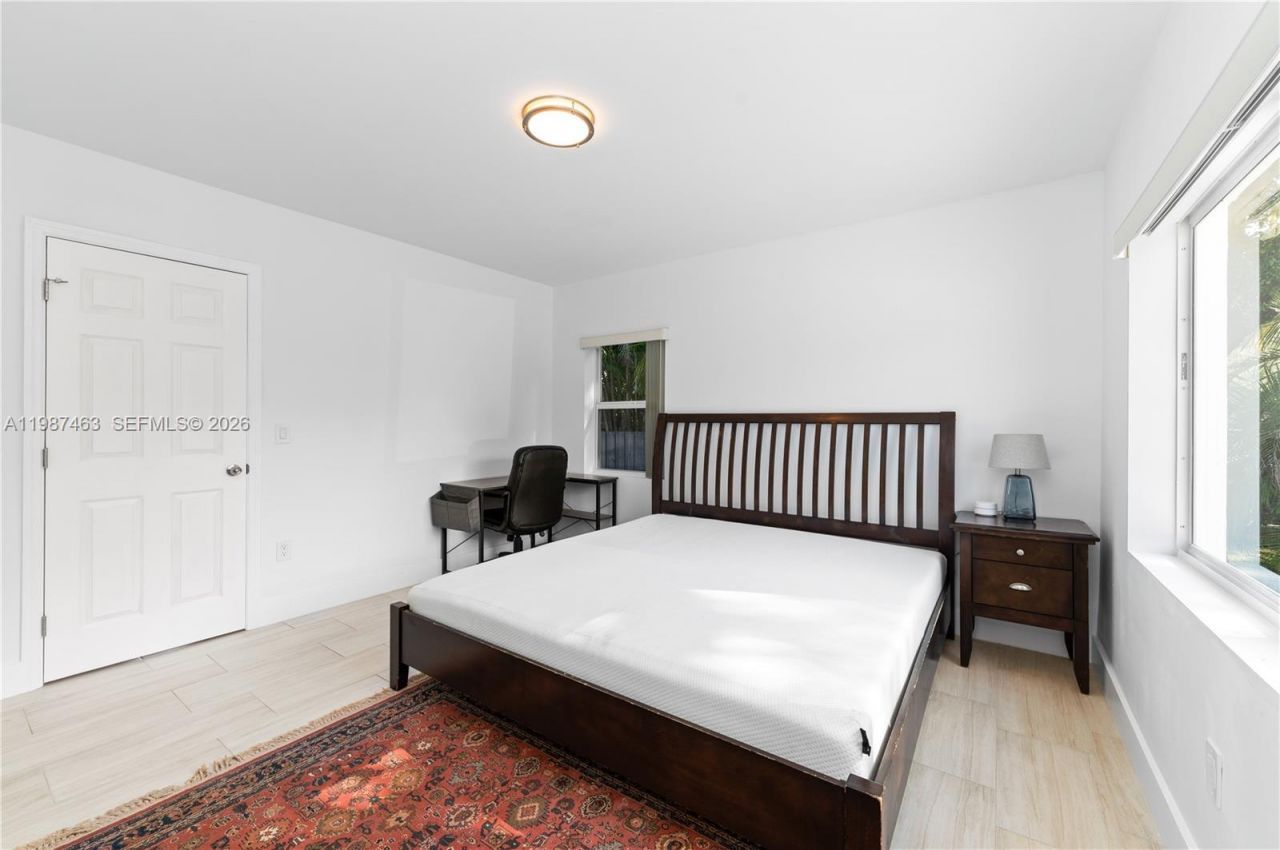 5731 SW 62nd Ter , Miami, FL 33143 Photo