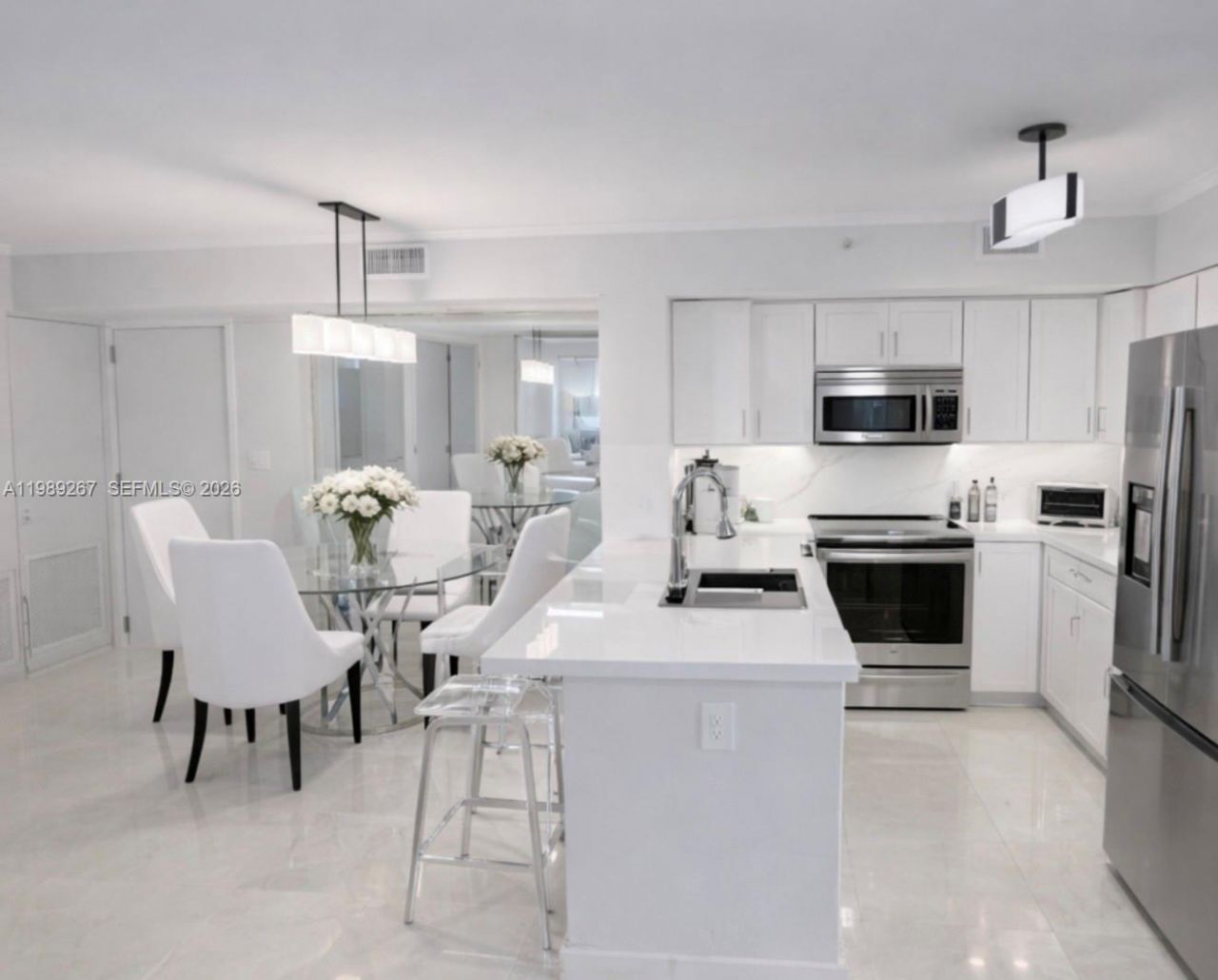 90 Alton Rd , Unit 803, Miami Beach, FL 33139 Photo