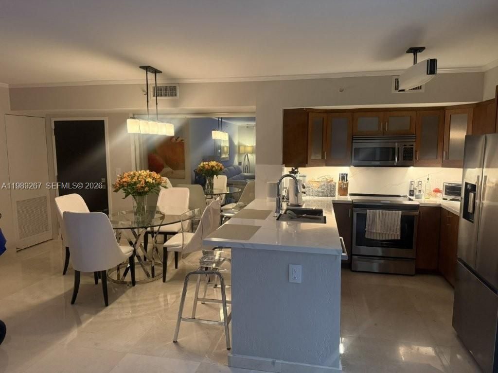 90 Alton Rd , Unit 803, Miami Beach, FL 33139 Photo