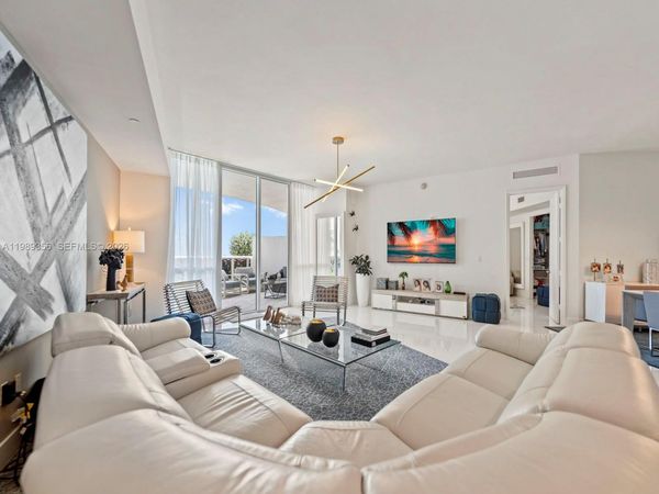15901 Collins Ave , Unit 403, Sunny Isles Beach, FL 33160