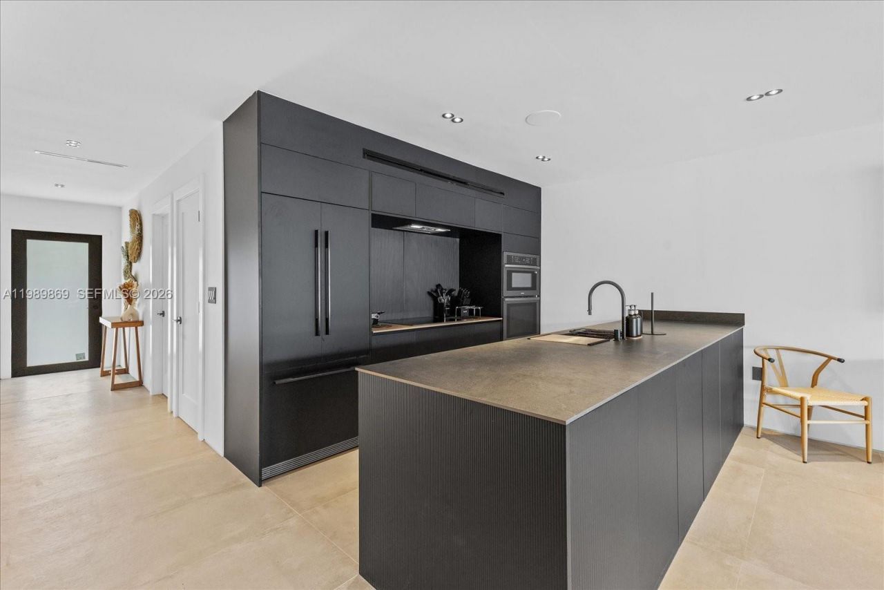 3786 NE 167th St, Unit 49, North Miami Beach, FL 33160 Photo