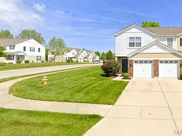 1807 Ambrose Terrace Drive, Swansea, IL 62226