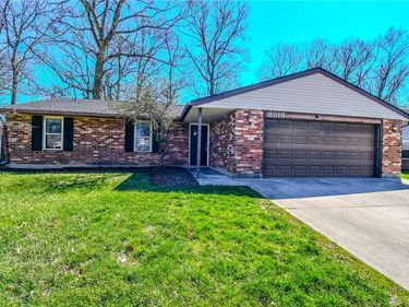 8918 Autumngate Lane, Huber Heights, OH 45424