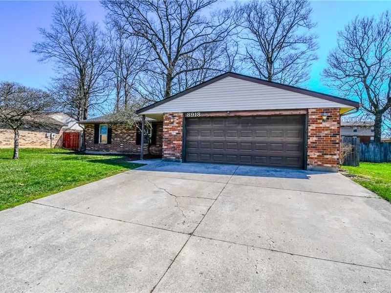 8918 Autumngate Lane, Huber Heights, OH 45424 Photo 3