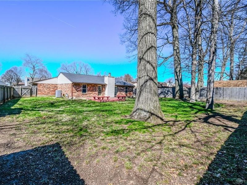 8918 Autumngate Lane, Huber Heights, OH 45424 Photo 32