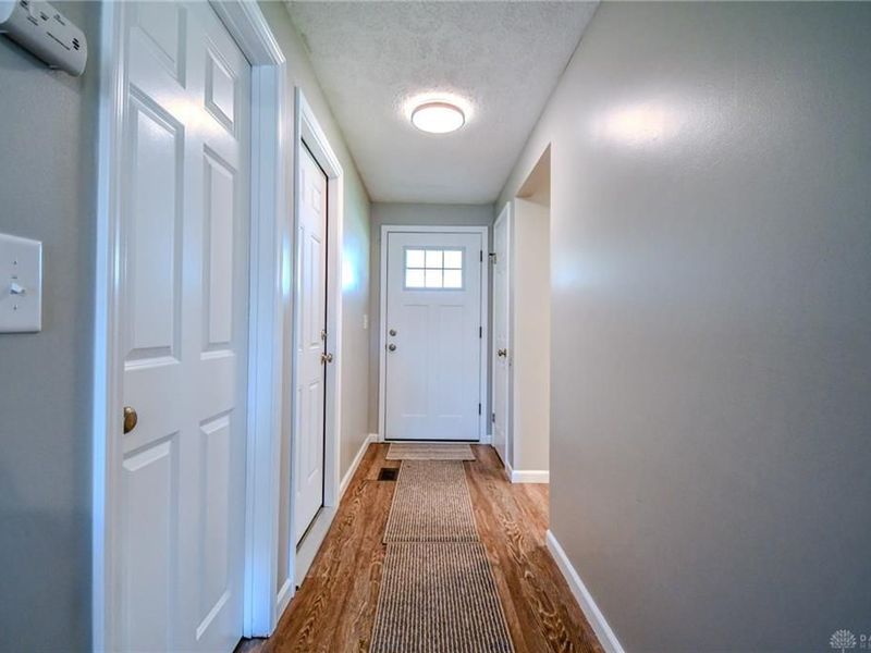 8918 Autumngate Lane, Huber Heights, OH 45424 Photo 7