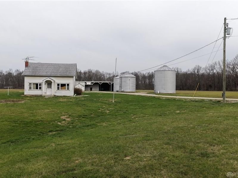 8691 Luck Street, Pleasant Plain, OH 45162 Photo 22