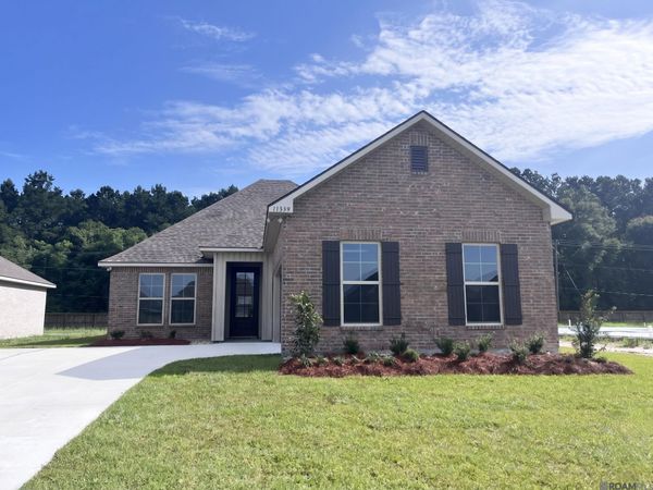 11339 Densmore Dr, Denham Springs, LA 70726