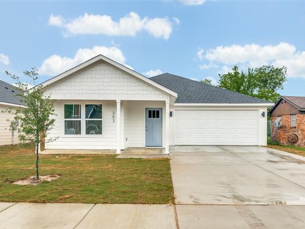 303 Stallings Street, Terrell, TX 75160