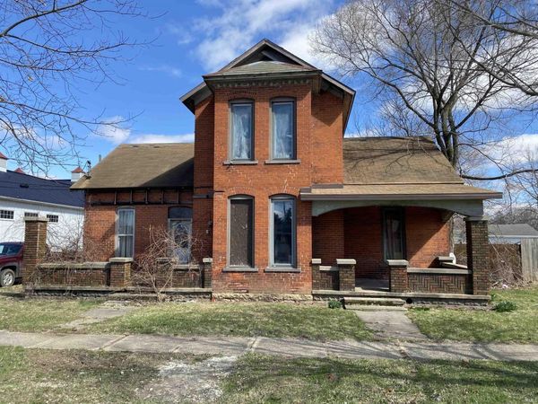 105 S 1st Street, North Manchester, IN 46962