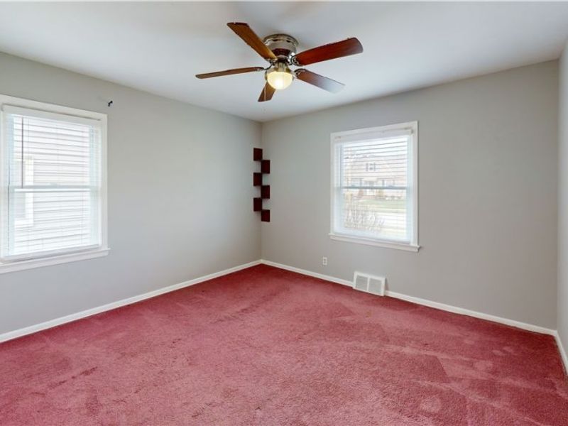 30008 Mildred Drive, Willowick, OH 44095 Photo 10