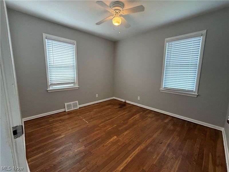 30008 Mildred Street, Willowick, OH 44095 Photo 11