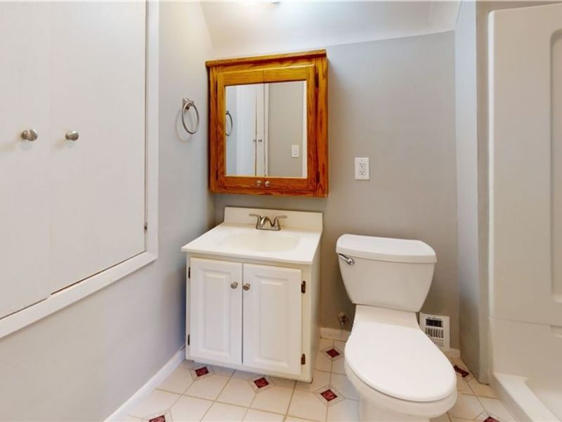 30008 Mildred Drive, Willowick, OH 44095 Photo 16