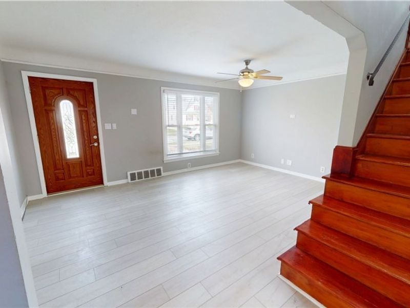 30008 Mildred Drive, Willowick, OH 44095 Photo 4