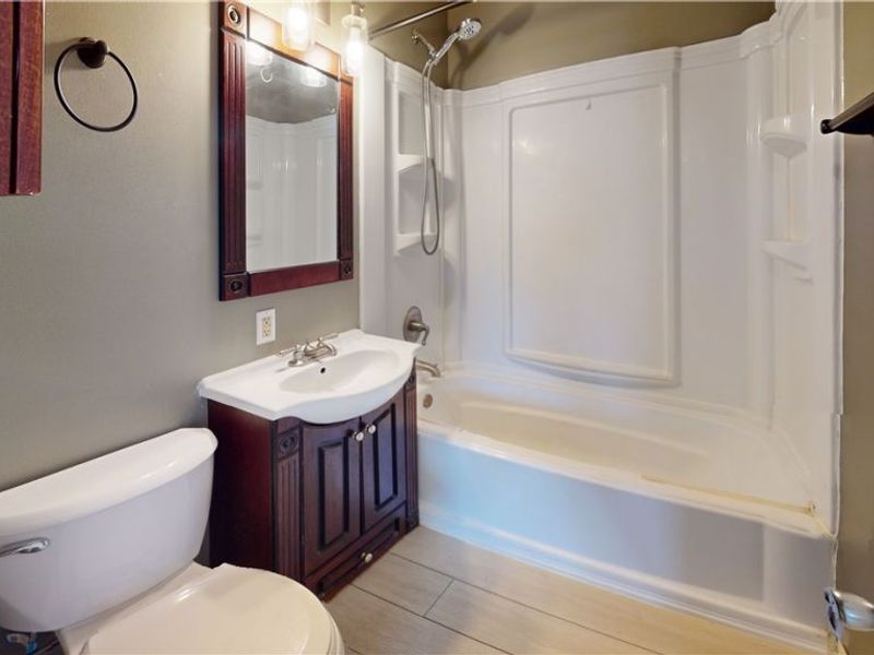 30008 Mildred Drive, Willowick, OH 44095 Photo 8