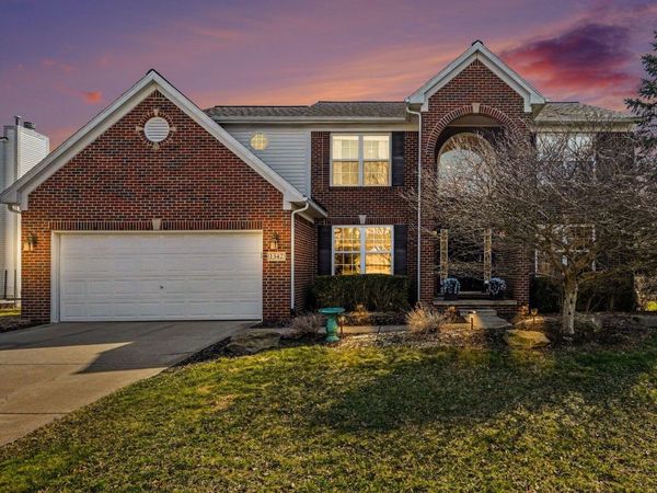 1342 Carston Lane, Chelsea, MI 48118